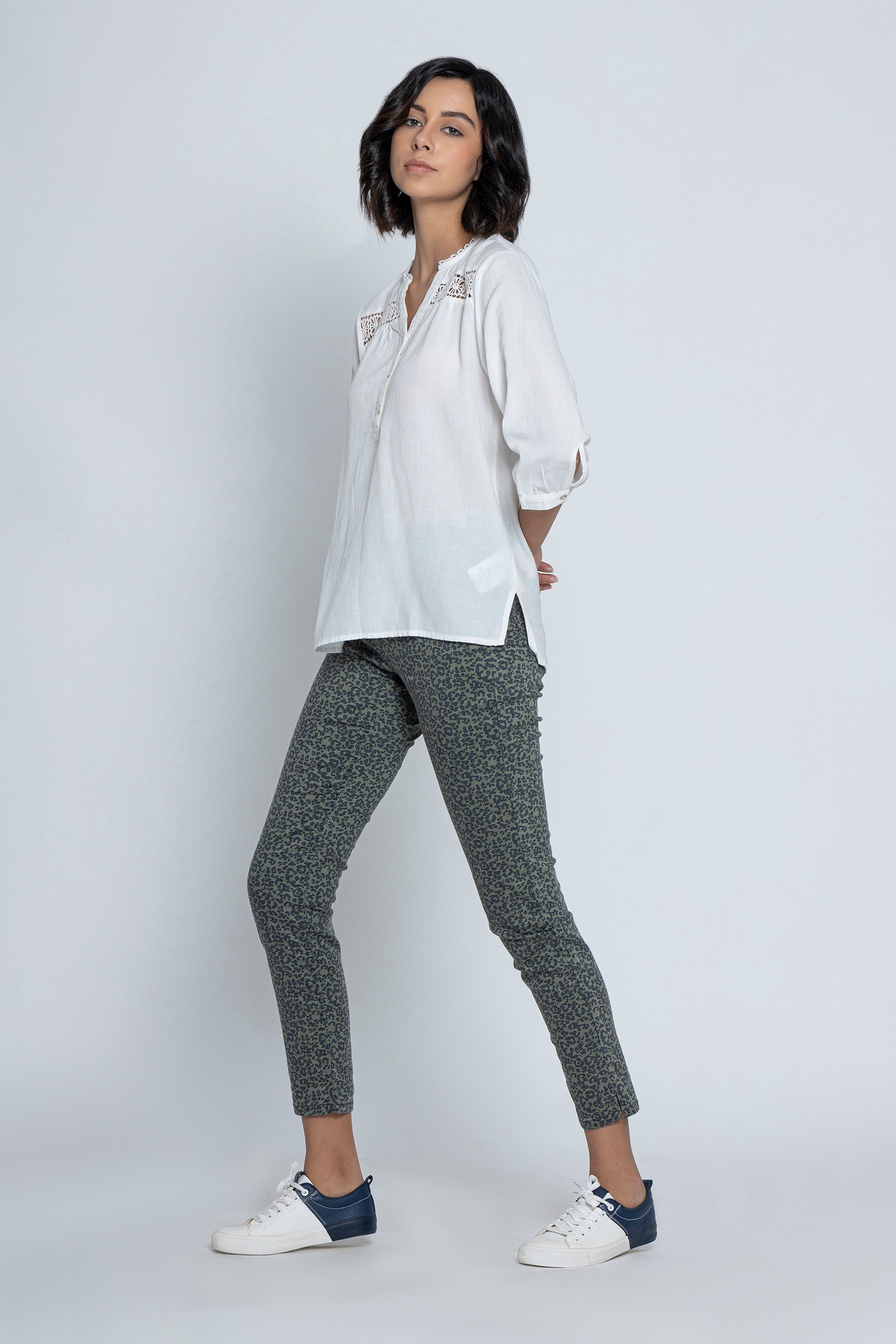 Military Green Printed 7/8 Pants