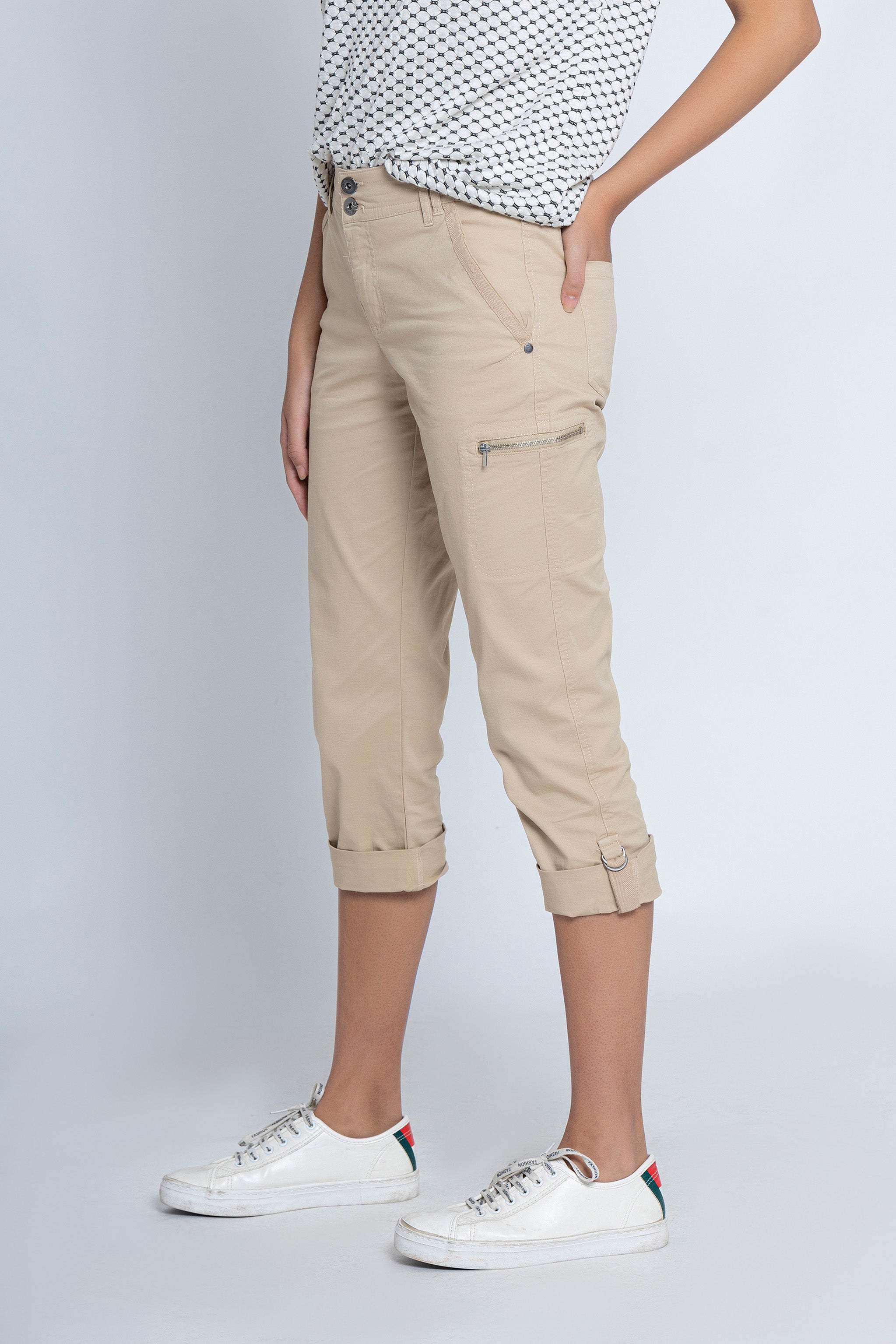 Beige Casual Capri