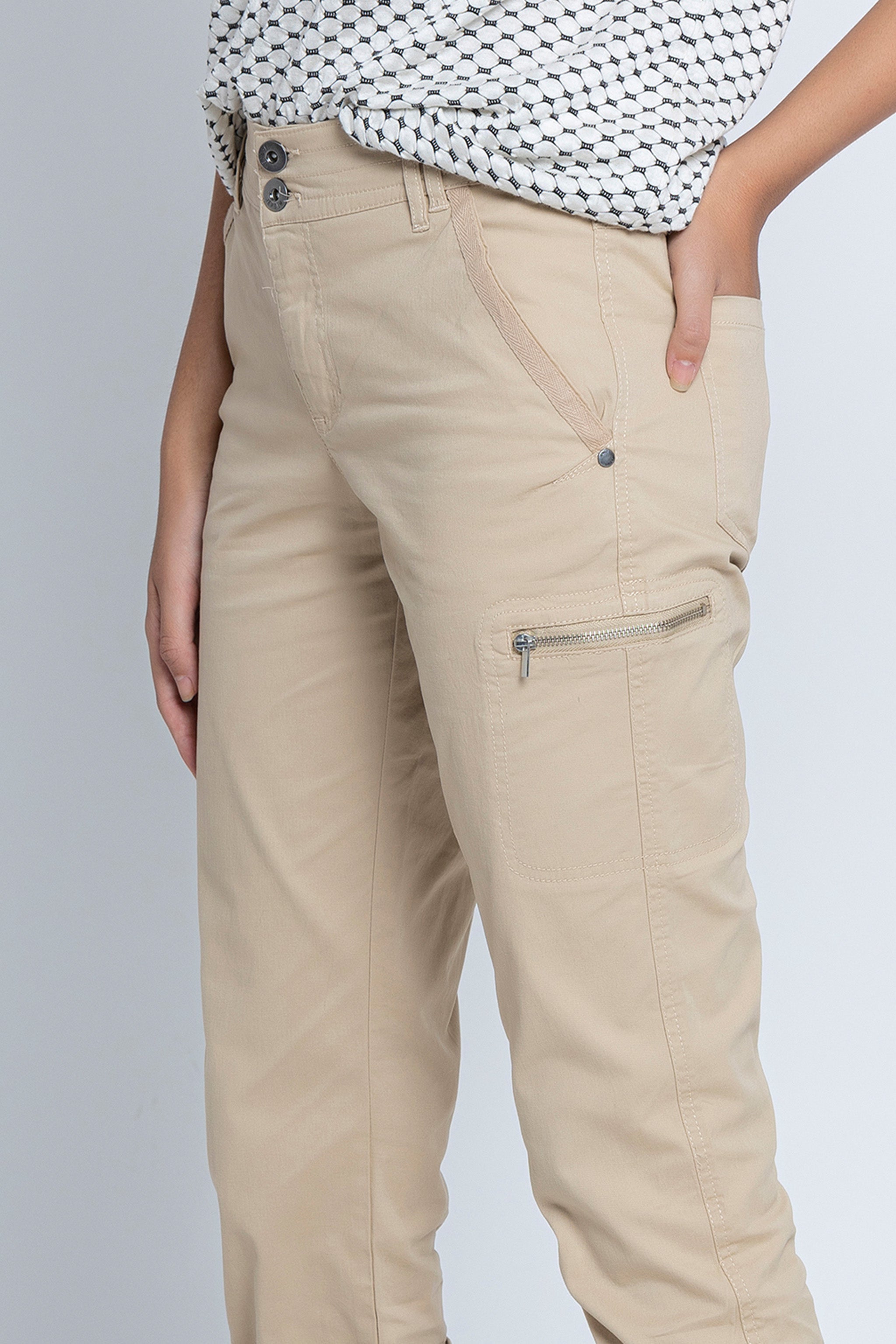 Beige Casual Capri