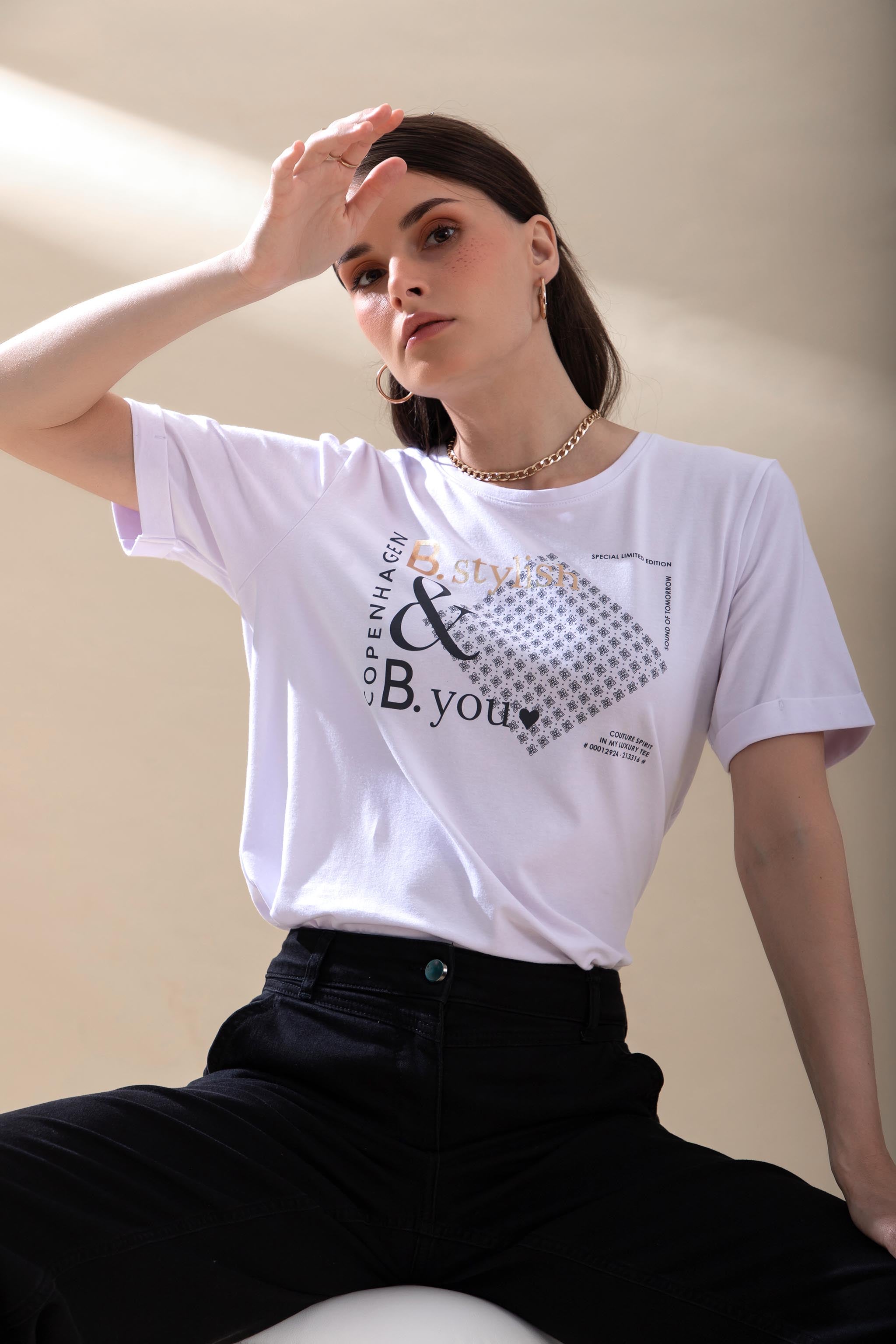 White & Gold Printed T-Shirt