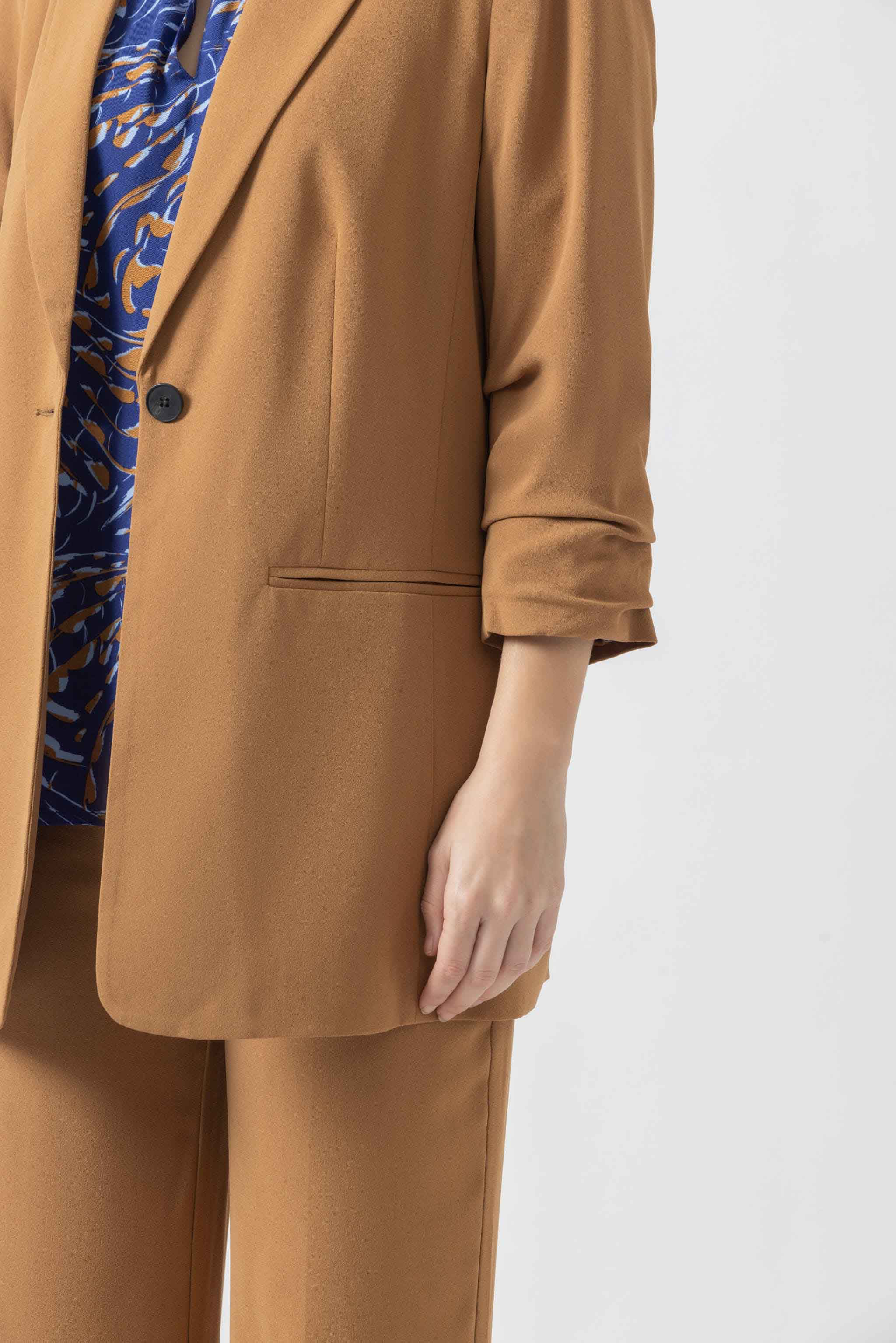 Foxtrot camel Blazer