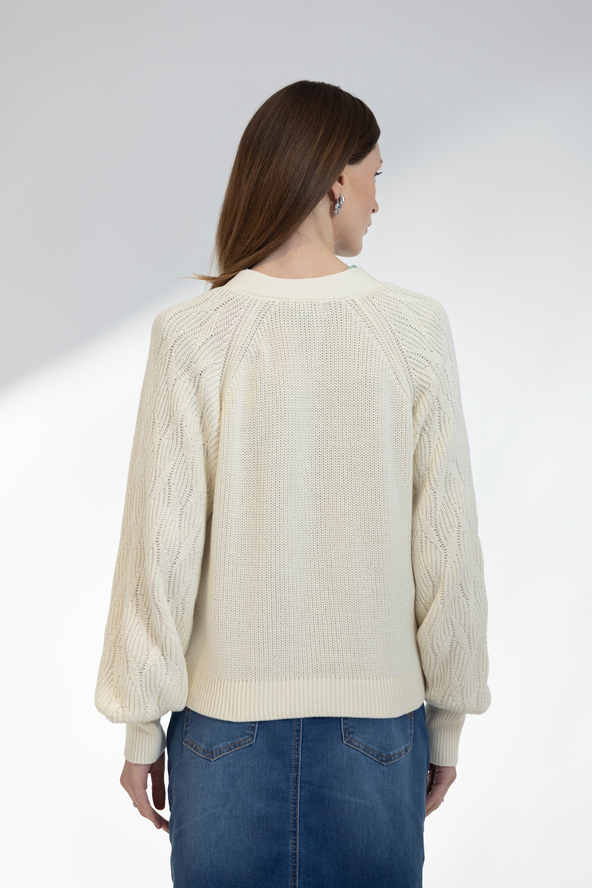 Tofu Light Knit Cardigan