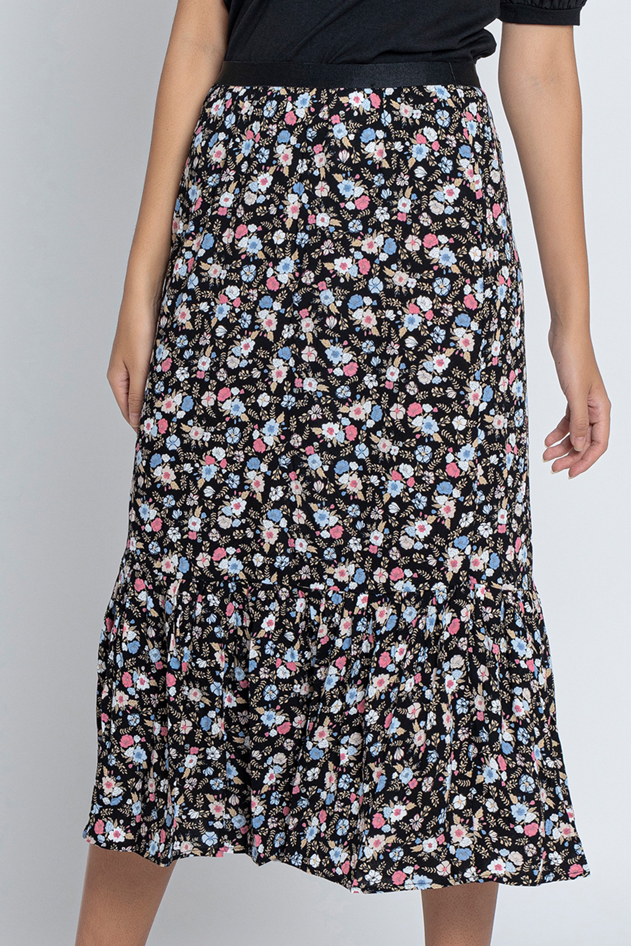Black Floral Printed Skirt