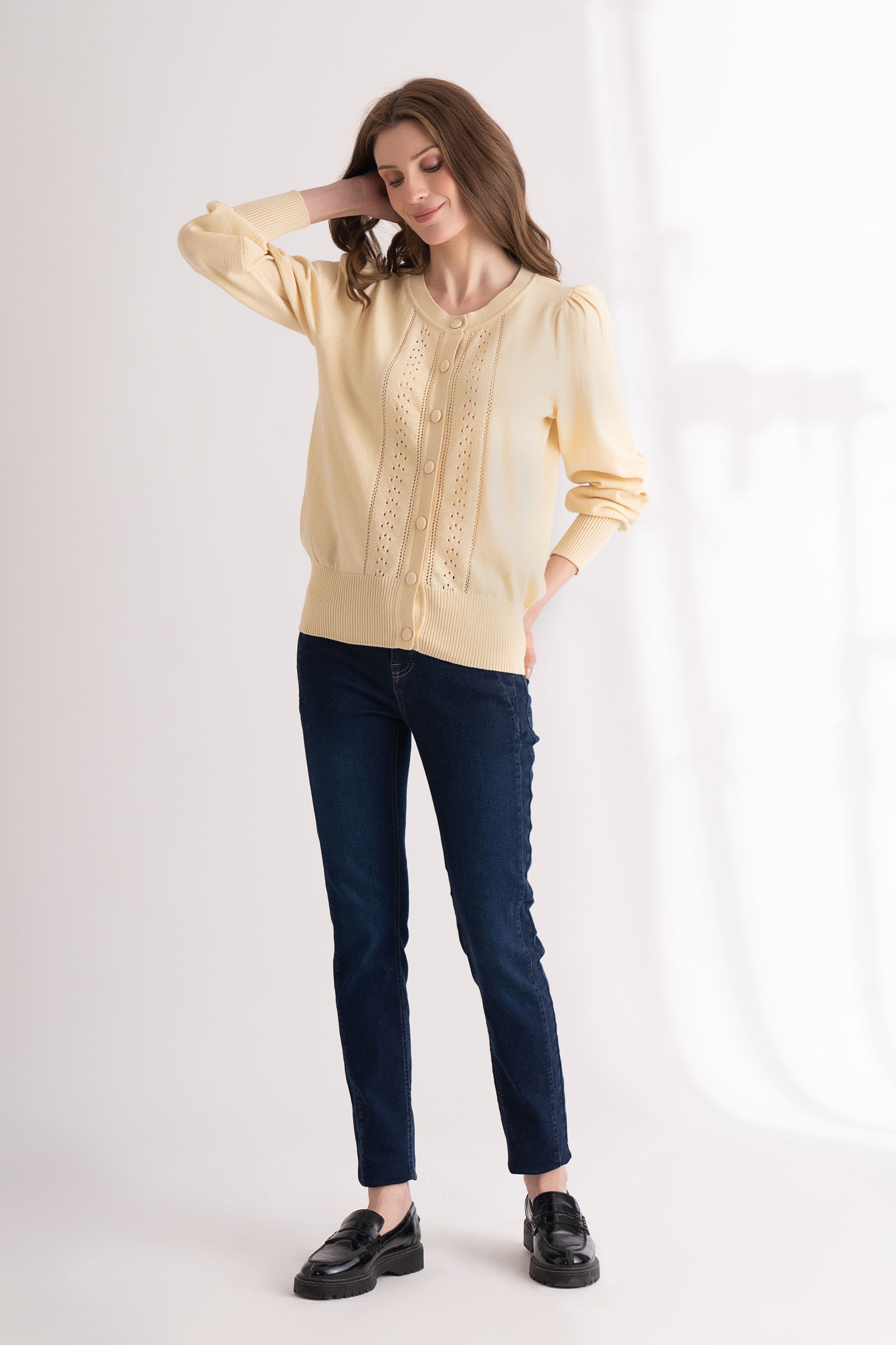 Banana Crepe Buttoned Cardigan Light