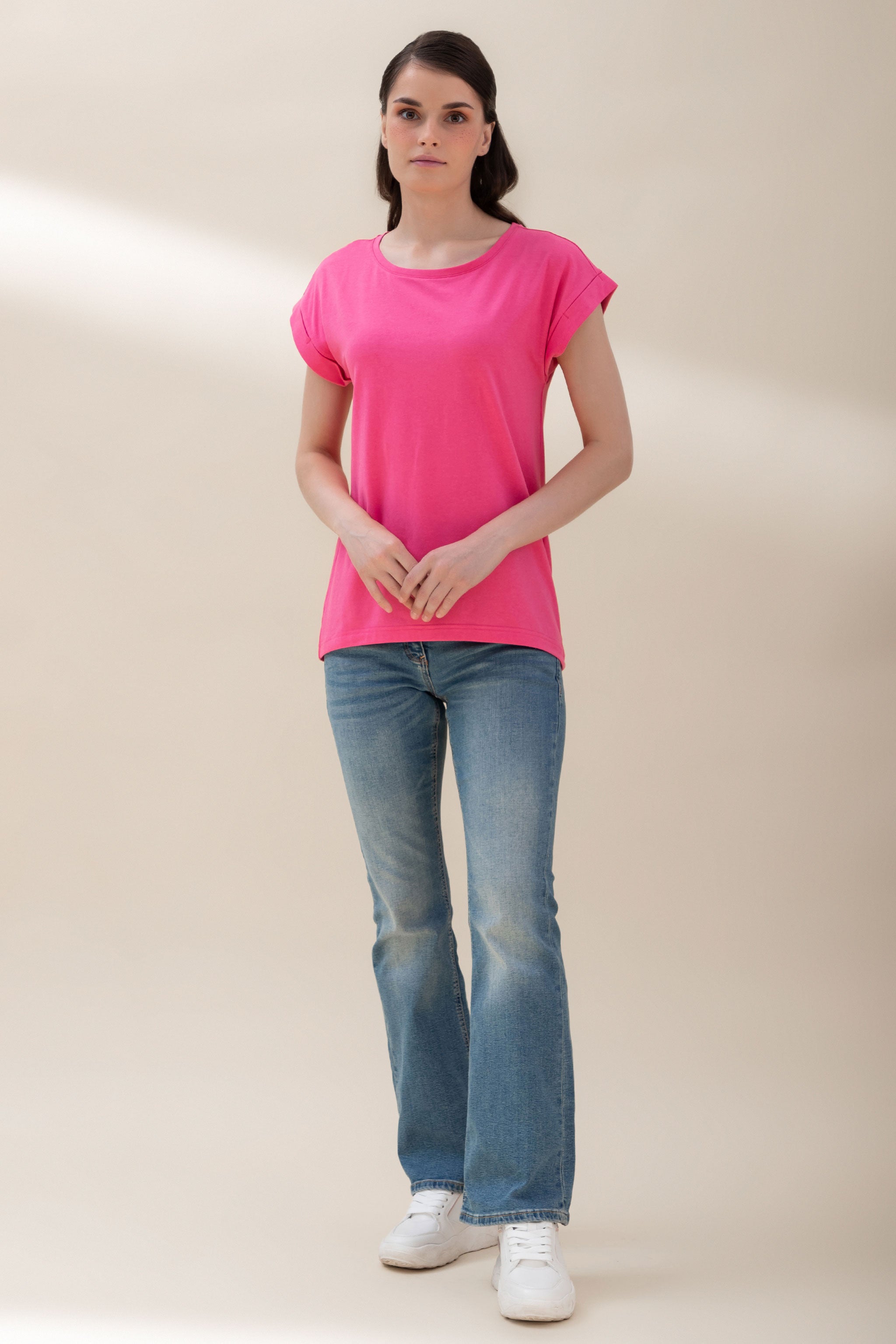 Pink T-shirt with cap sleeve