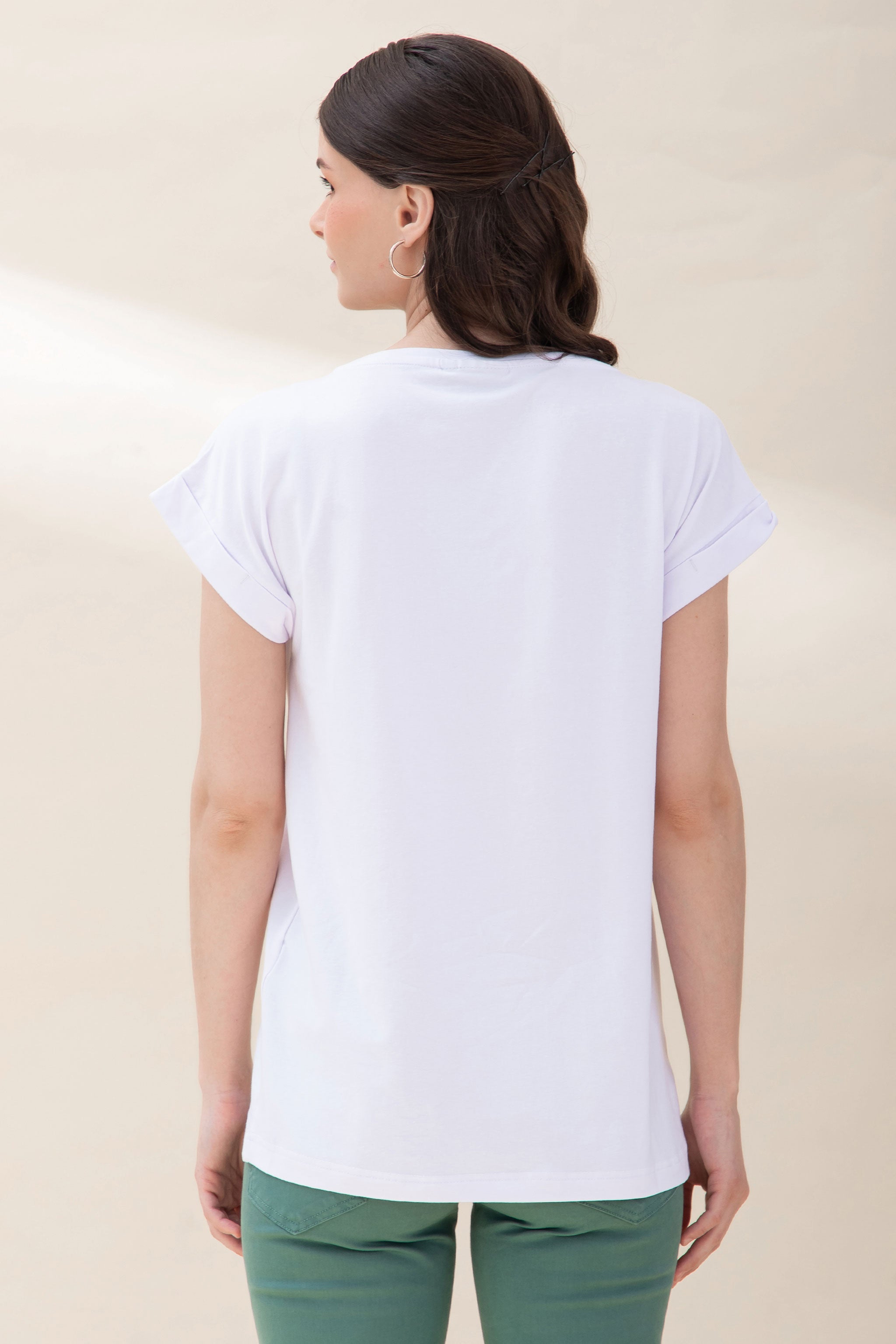 White T-shirt with cap sleeve